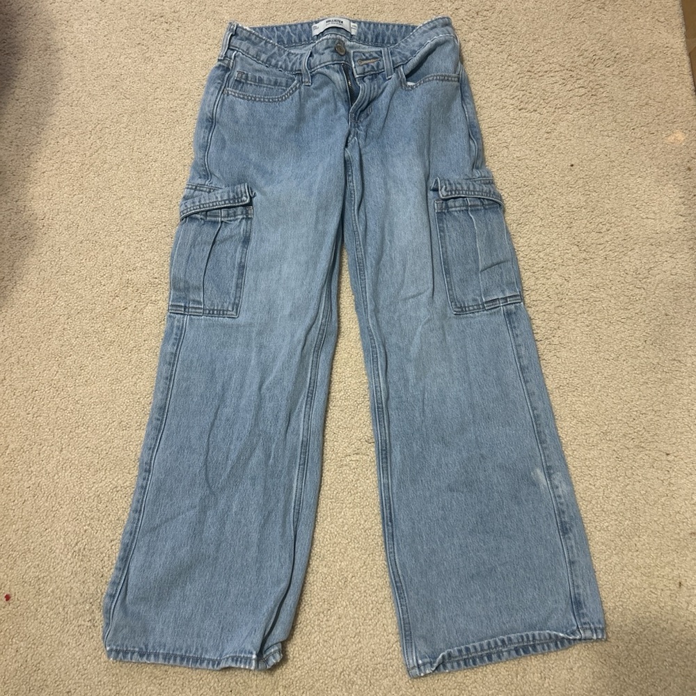 Hollister Light wash Cargo Jeans, baggy wide leg